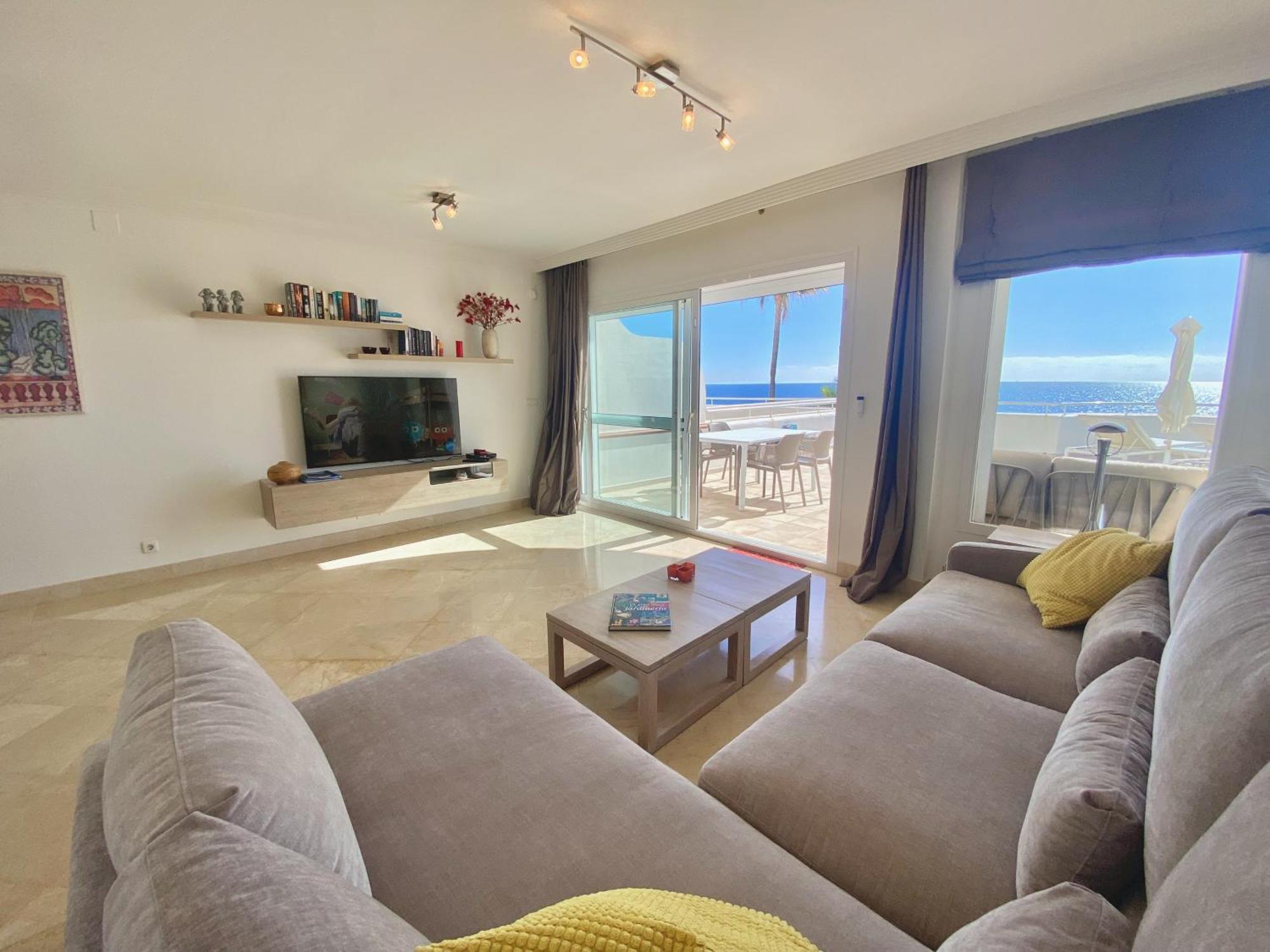 D12 Espectacular Y Moderno Apartamento En Primera Linea - Estepona - Sinfonia Del Mar المظهر الخارجي الصورة